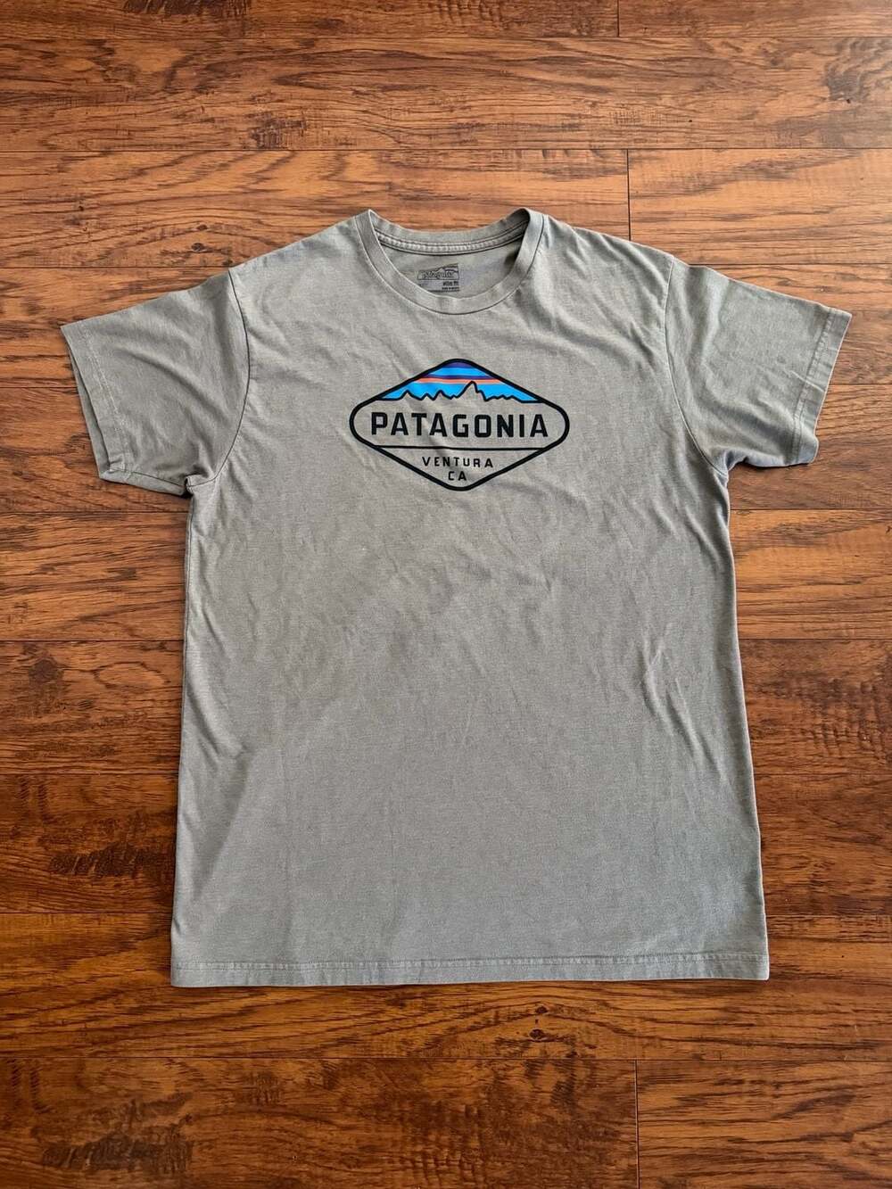 Patagonia Ventura CA Diamond Logo Slim Fit T-Shirt Size L